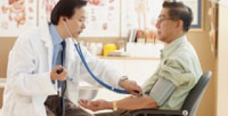Biện pháp vệ sinh răng miệng cho bệnh nhân mang hàm giả